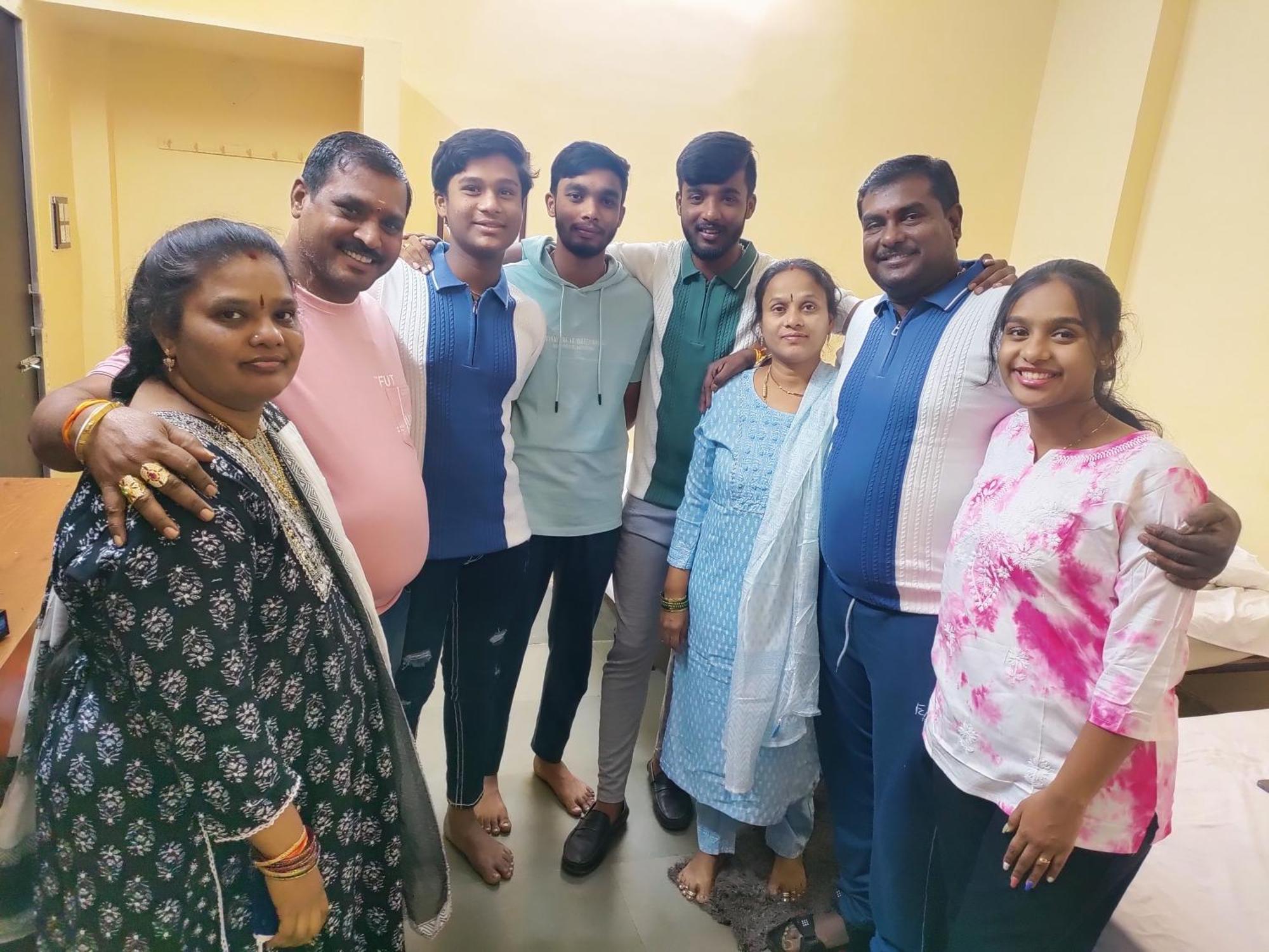 Ramashray Guest House Ujjain Bagian luar foto